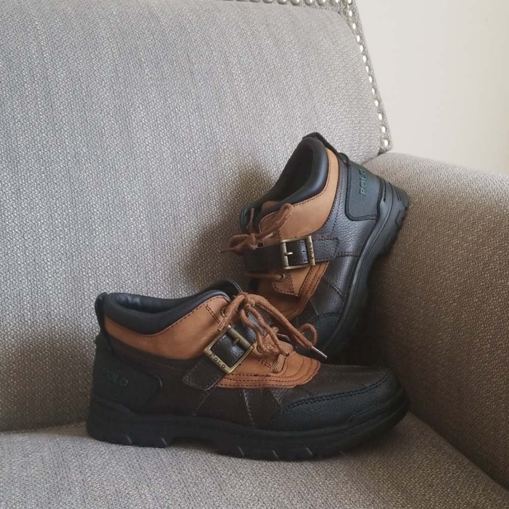 Boys boots
